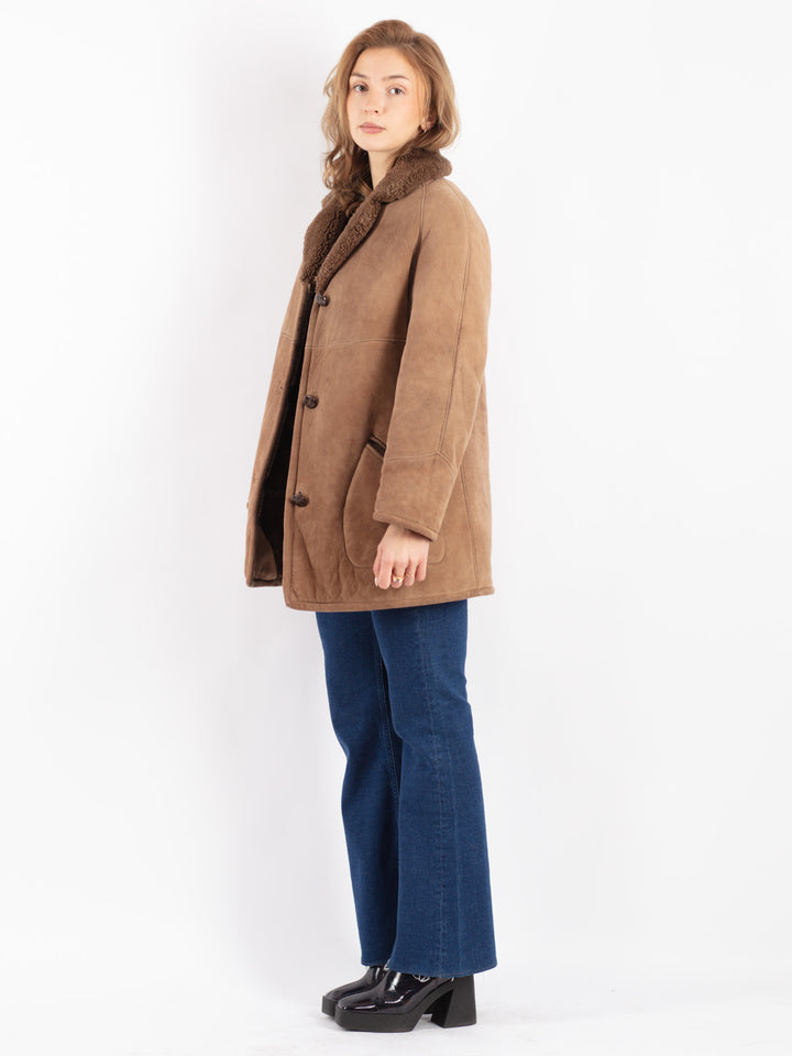 Vintage 70's Women Sheepskin Coat in Beige