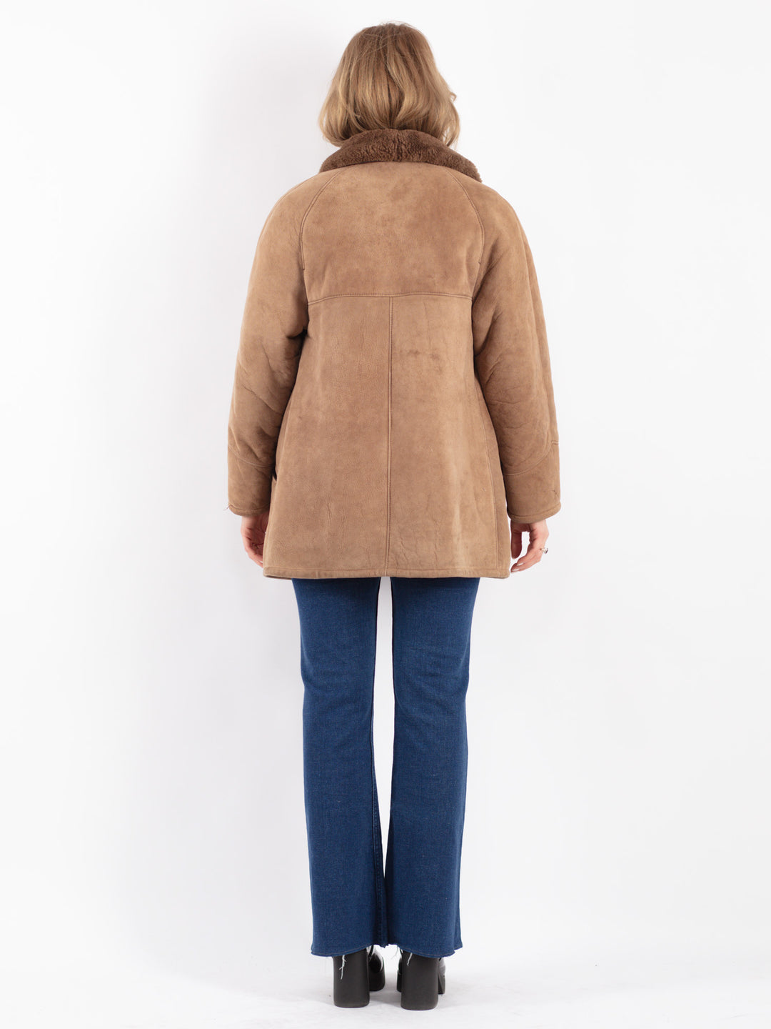 Vintage 70's Women Sheepskin Coat in Beige