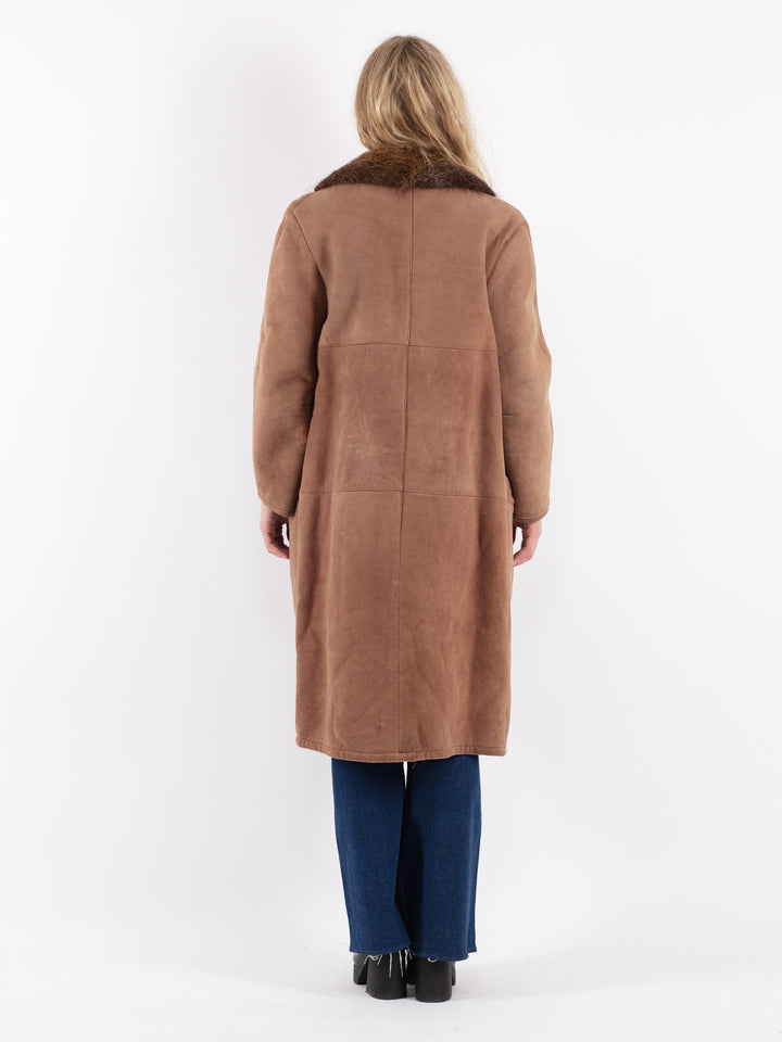 Vintage 70's Women Sheepskin Coat in Beige