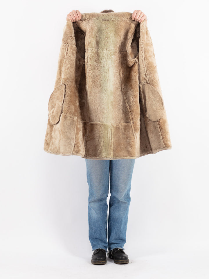 Vintage 70's Women Sheepskin Coat in Beige