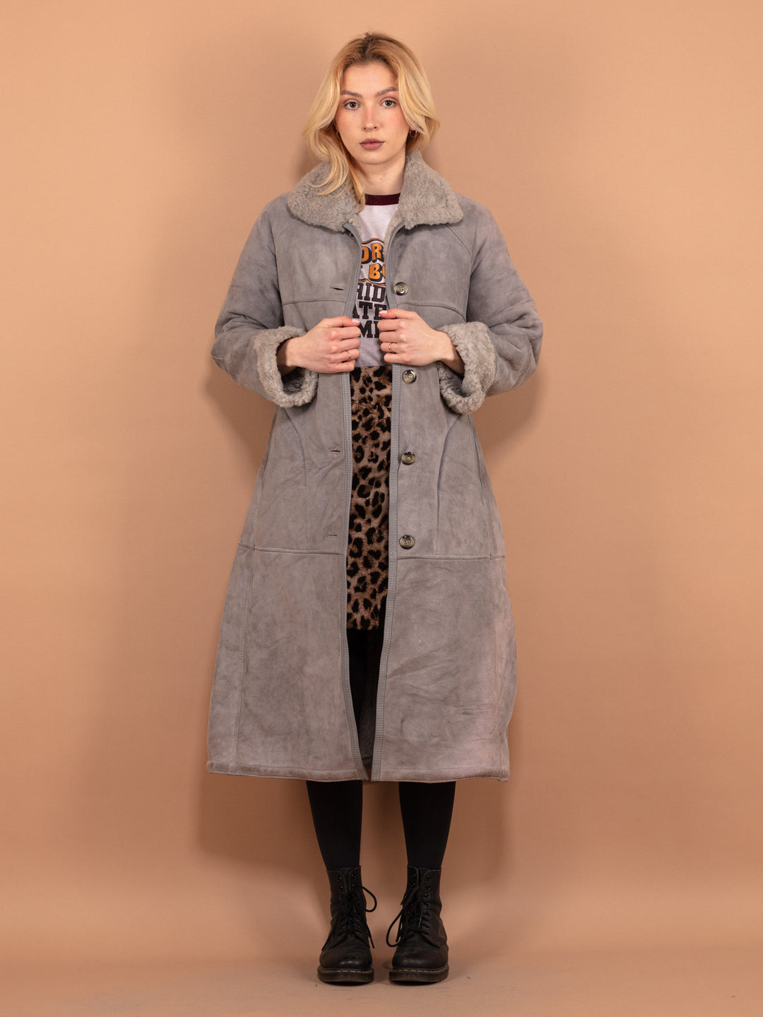 Vintage 70's Women Sheepskin Long Coat in Gray - NorthernGrip