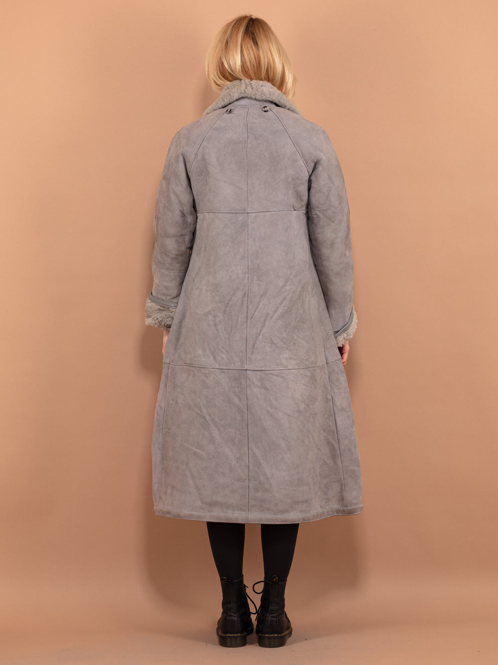 Vintage 70's Women Sheepskin Long Coat in Gray - NorthernGrip