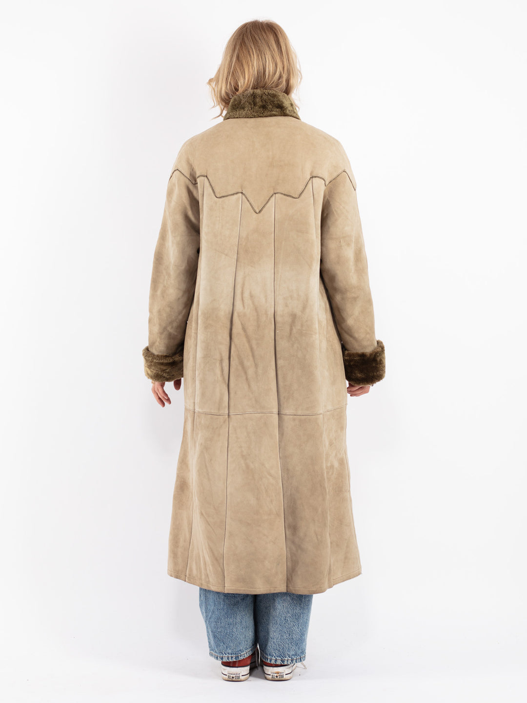 Vintage 70's Women Sheepskin Coat in Beige