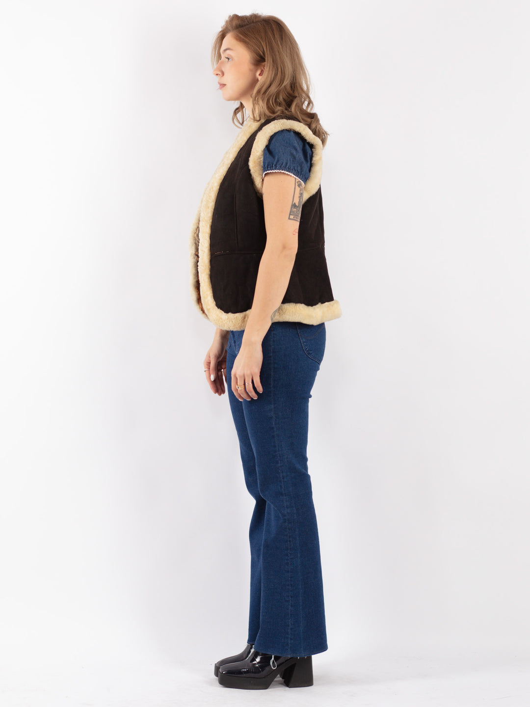 Vintage 70's Women Sheepskin Vest in Brown