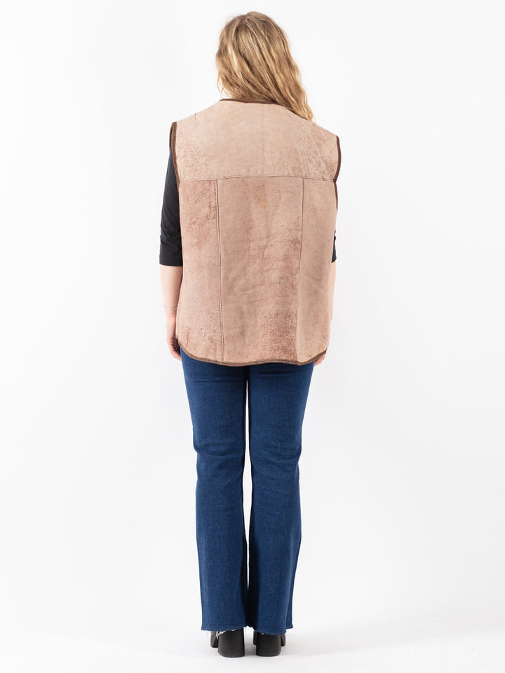Vintage 70's Women Sheepskin Vest in Beige
