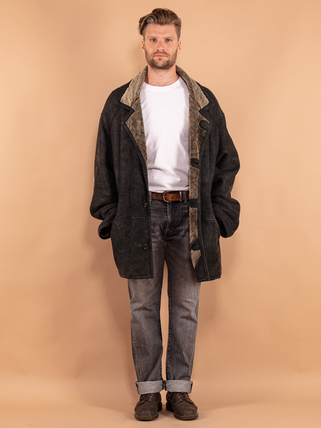 Vintage 80's Men Oversized Sheepskin Coat in Black