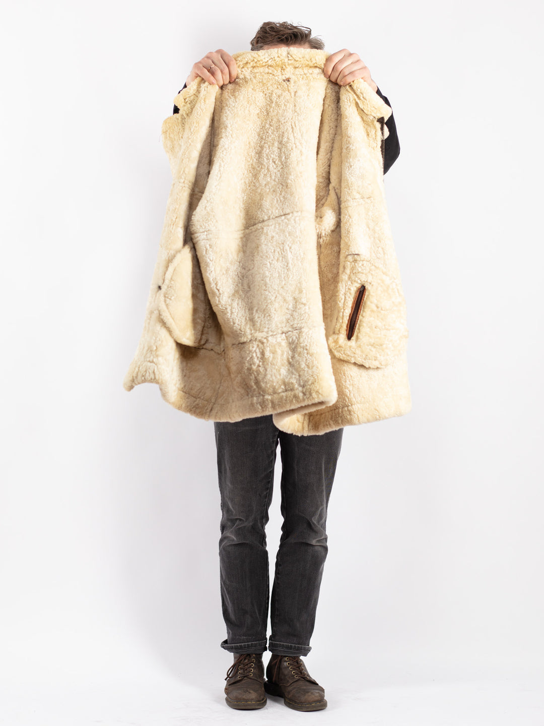 Vintage 80's Men Sheepskin Coat in Brown
