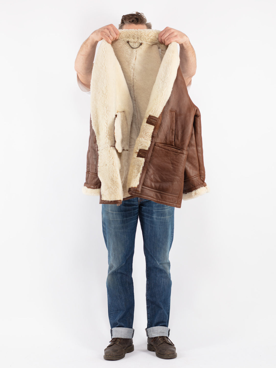 Vintage Men Sheepskin Shearling Coat in Brown