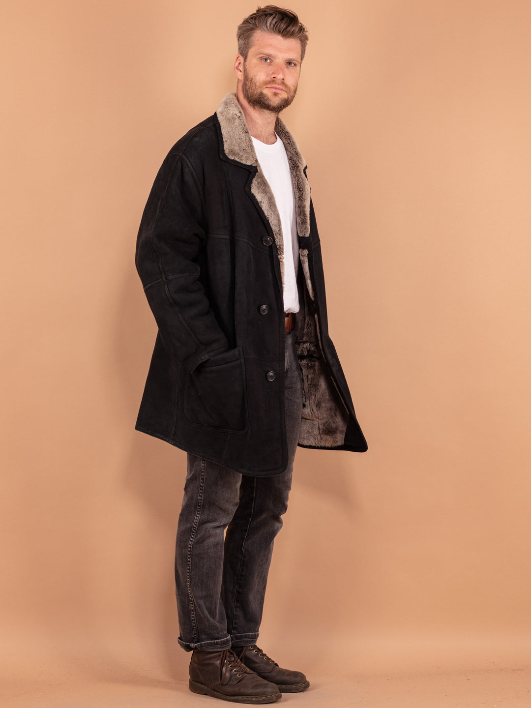 Vintage 80's Men Sheepskin Coat in Black