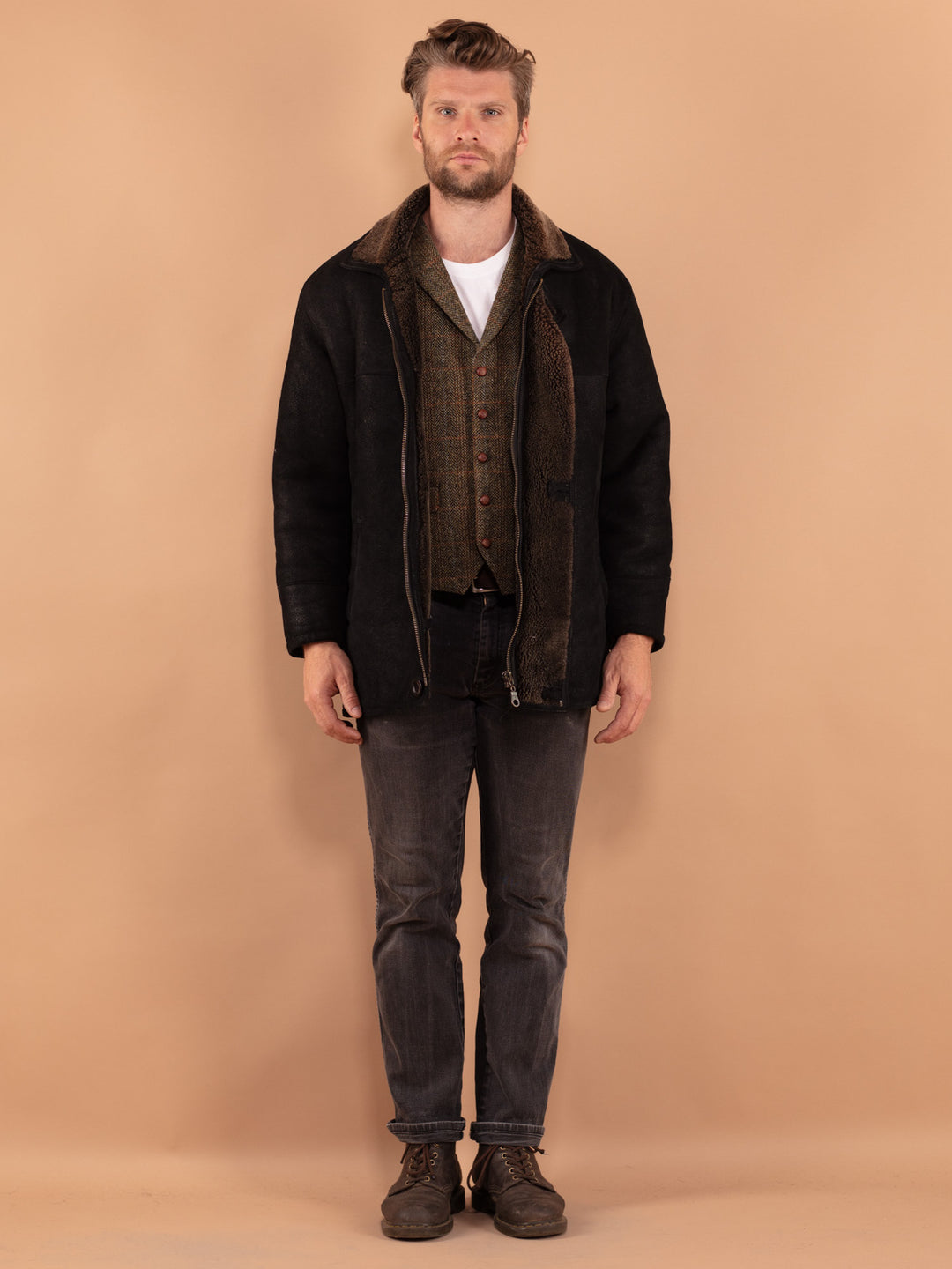 Vintage 80's Men Sheepskin Coat in Black