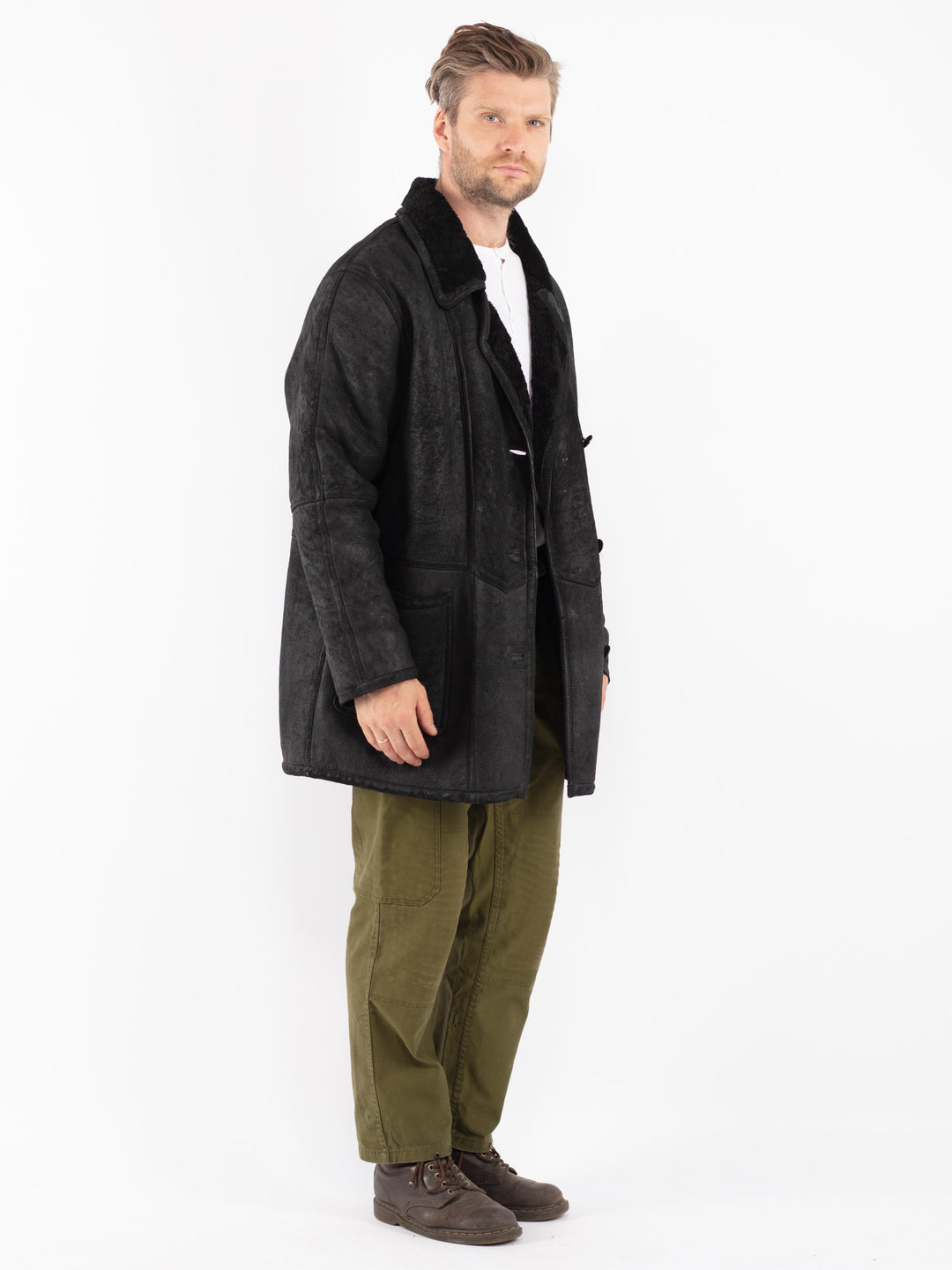 Vintage 80's Men Sheepskin Coat in Black