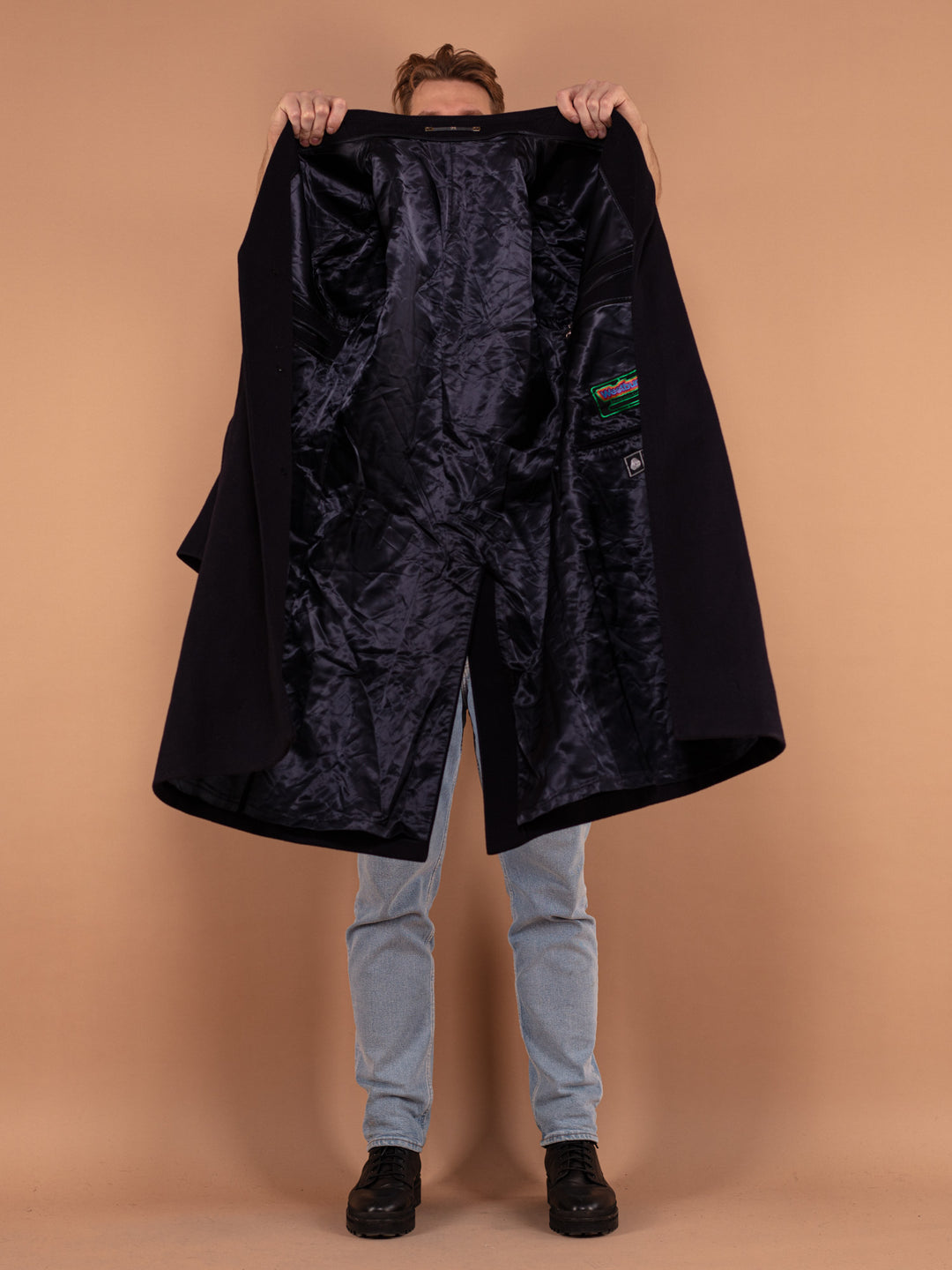 Vintage 80's Men Wool Coat in Navy - NorthernGrip