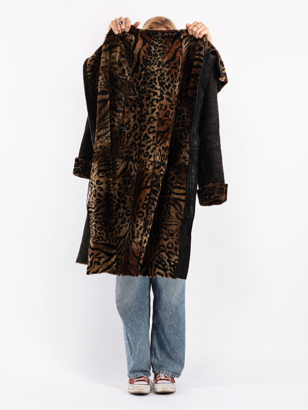 Vintage 80's Women Sheepskin Coat in Black