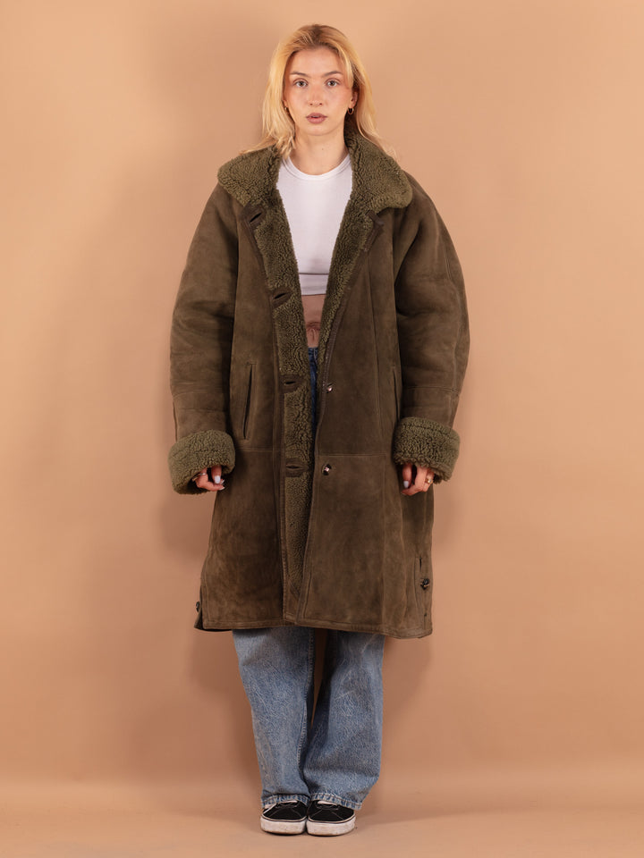 Vintage 80's Women Oversized Sheepskin Coat in Green