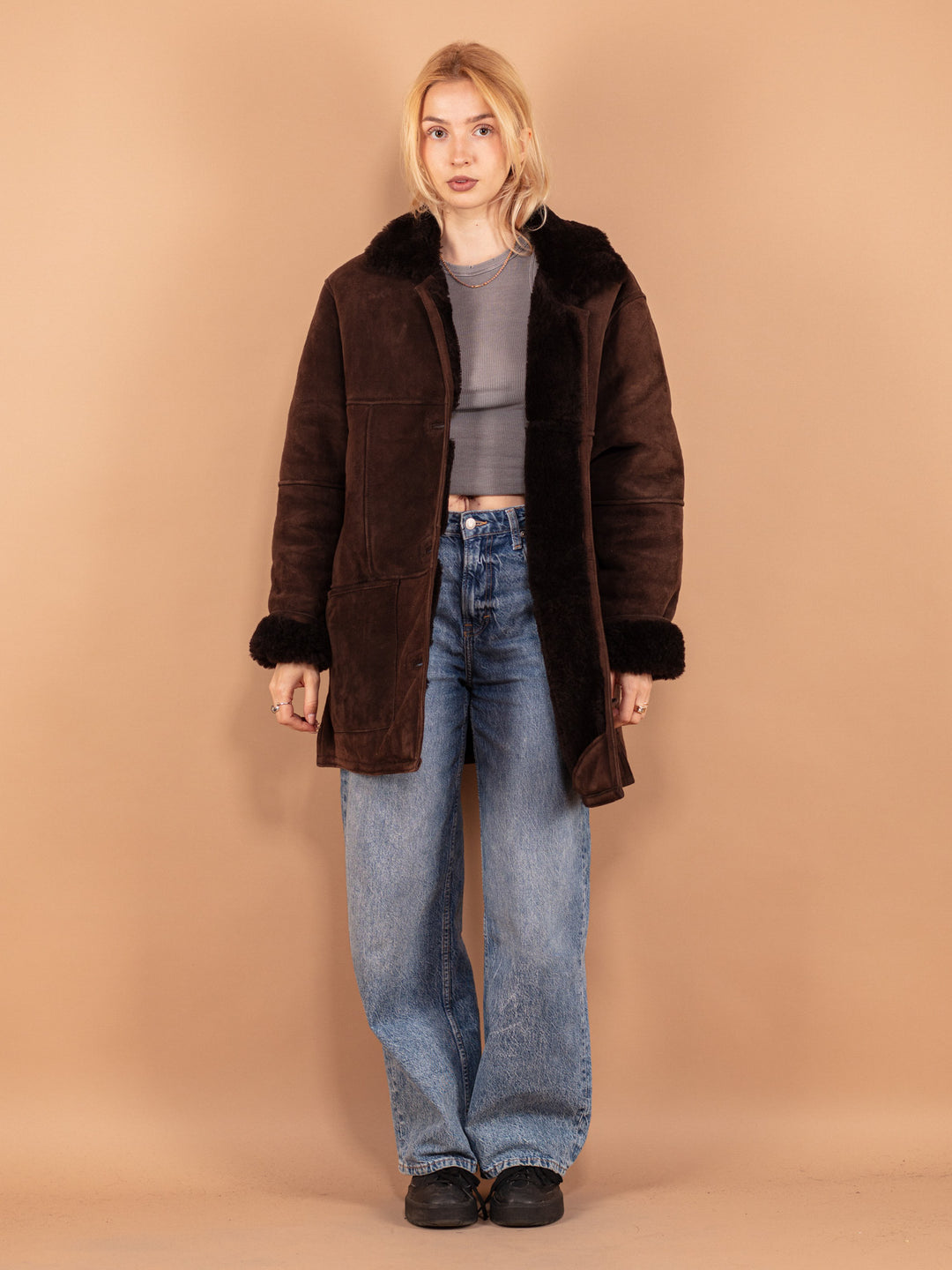 Vintage 80's Women Oversized Sheepskin Coat in Brown