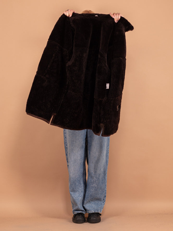 Vintage 80's Women Oversized Sheepskin Coat in Brown