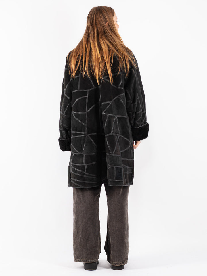 Vintage 80's Women Sheepskin Coat in Black