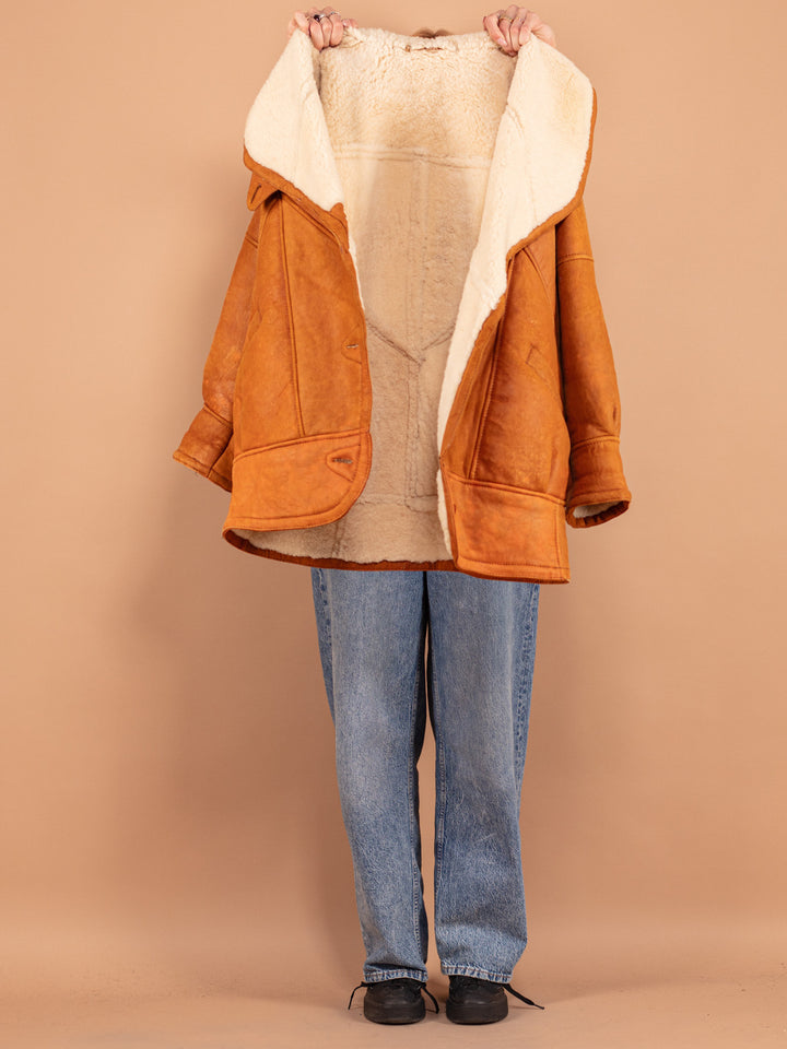 Vintage 80's Women Oversized Sheepskin Coat in Brown