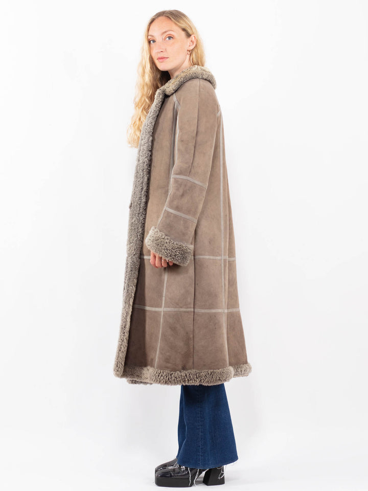 Vintage 80's Women Sheepskin Coat in BeigeA0367