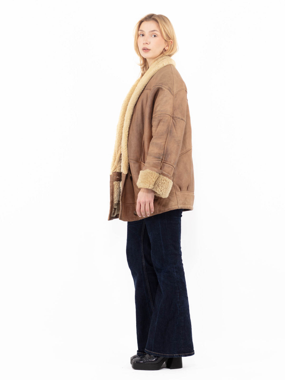 Vintage 80's Women Sheepskin Coat in BrownA1103