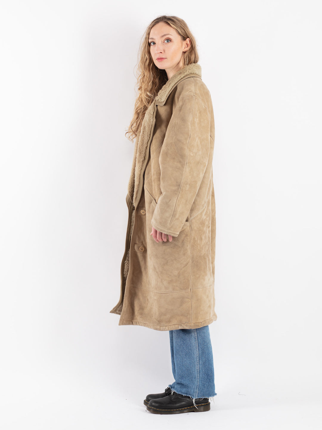 Vintage 80's Women Sheepskin Coat in Beige