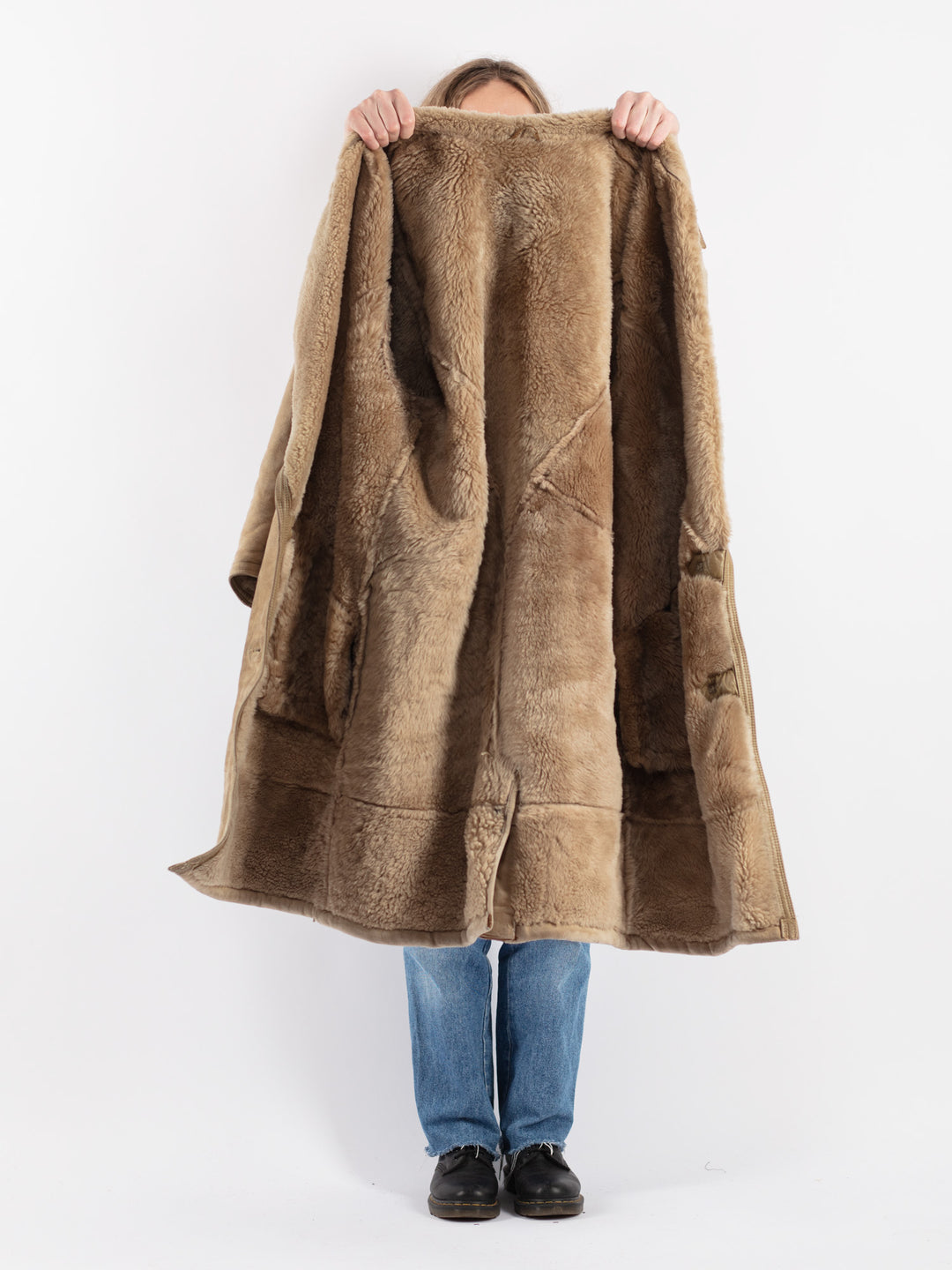Vintage 80's Women Sheepskin Coat in Beige