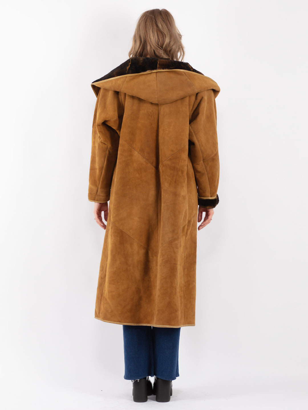 Vintage 70's Women Sheepskin Coat in Brown