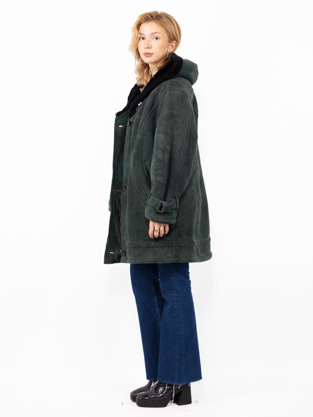 Vintage 80's Women Oversized Sheepskin Coat in Faded Green