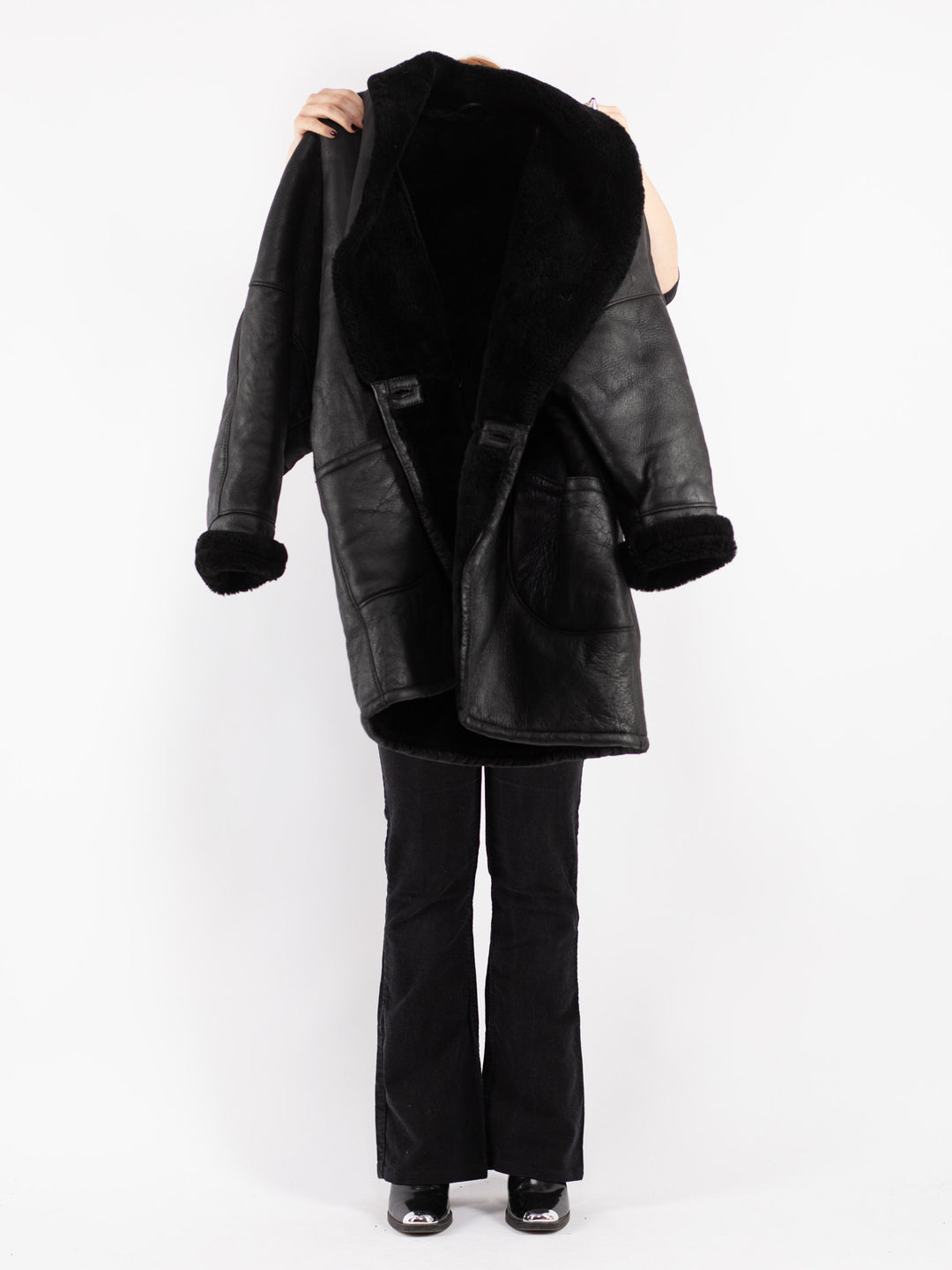 Vintage 80's Women Sheepskin Coat in Black