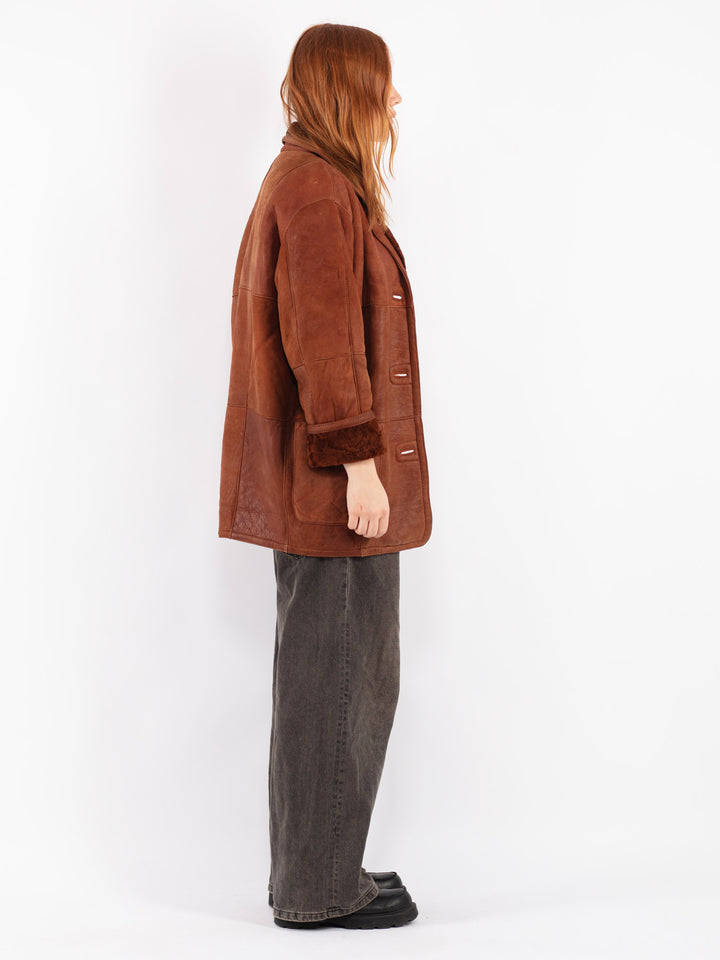 Vintage 80's Women Sheepskin Coat in Brown