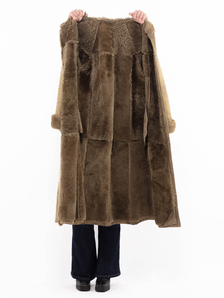 Vintage 80's Women Sheepskin Coat in BeigeA1163
