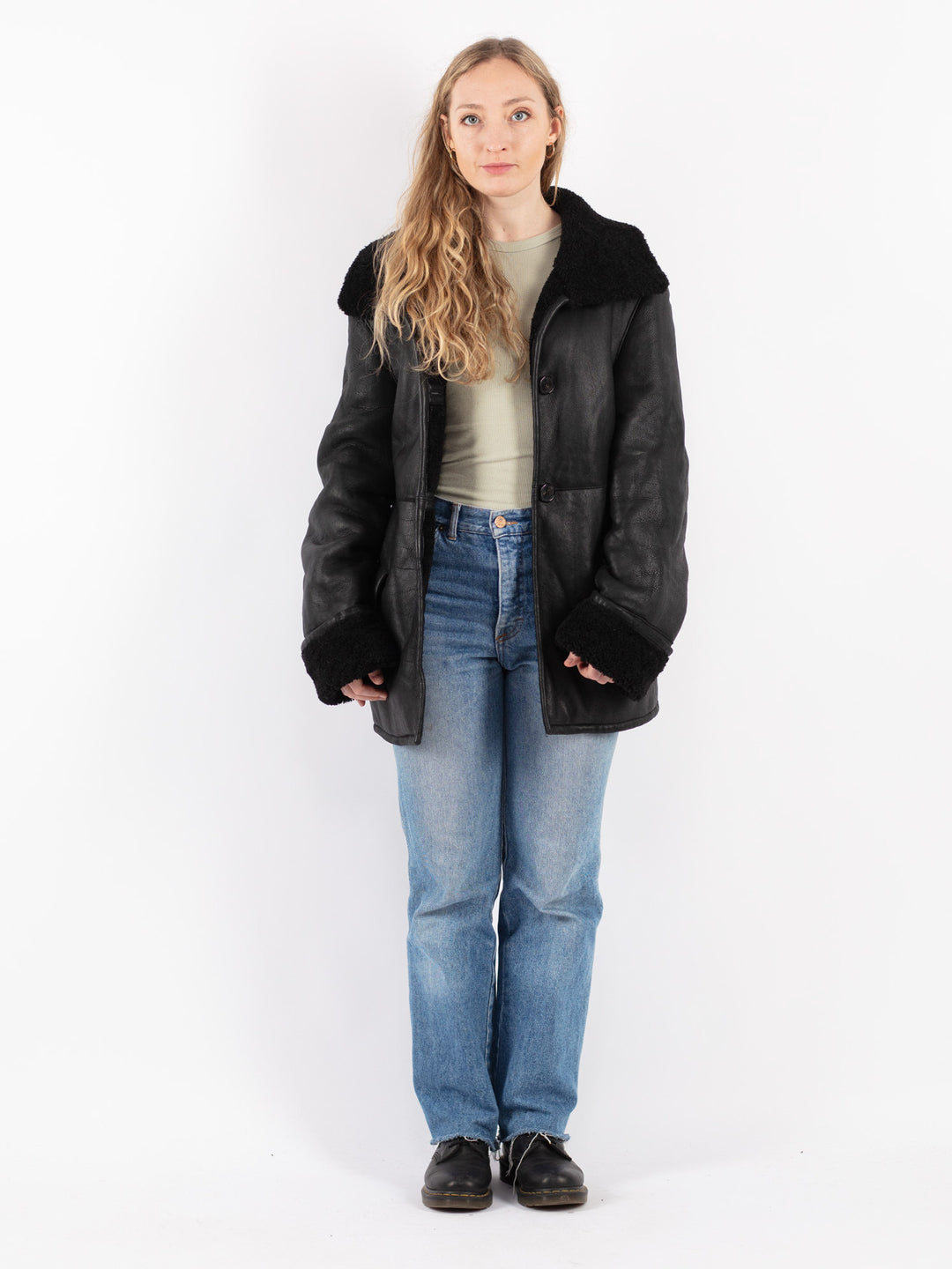 Vintage 80's Women Sheepskin Coat in Black