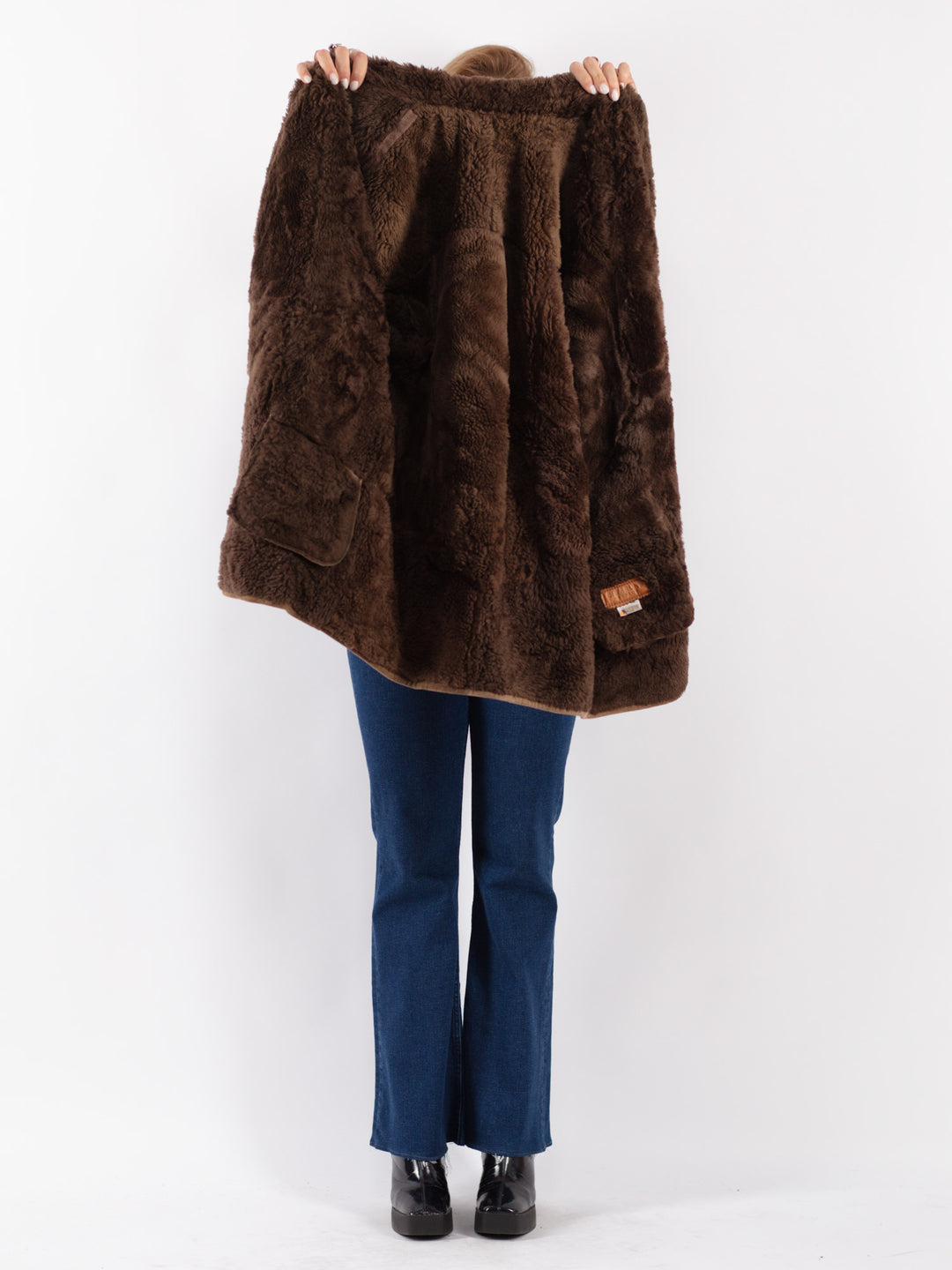 Vintage 80's Women Sheepskin Shearling Coat in Brown