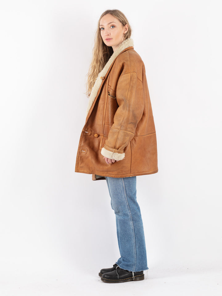 Vintage 80's Women Sheepskin Coat in Brown