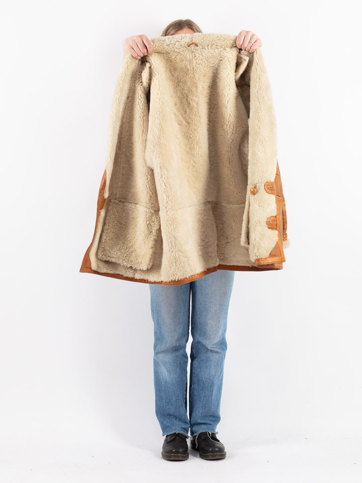 Vintage 80's Women Sheepskin Coat in Brown