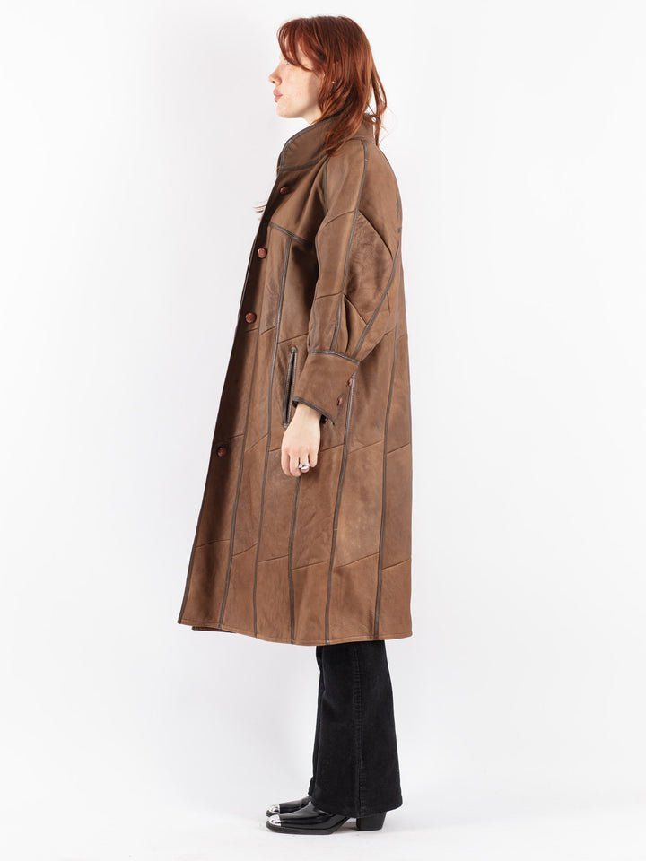 Vintage 80's Women Sheepskin Coat in Brown