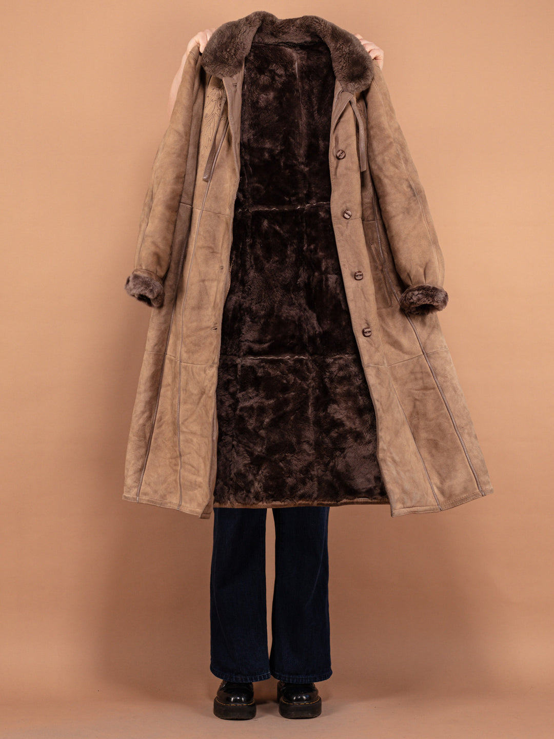 Vintage 80's Women Sheepskin Long Coat in Beige - NorthernGrip
