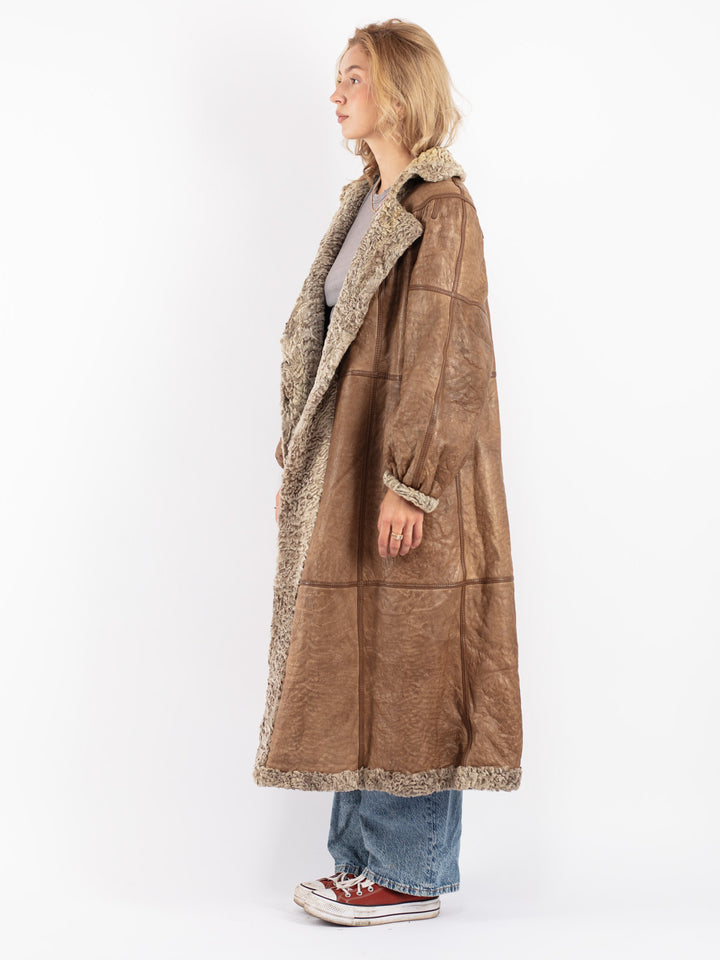 Vintage 80's Women Sheepskin Coat in Beige