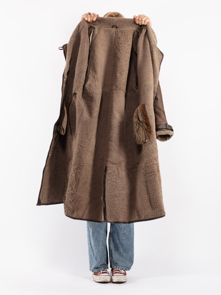 Vintage 80's Women Sheepskin Coat in Brown