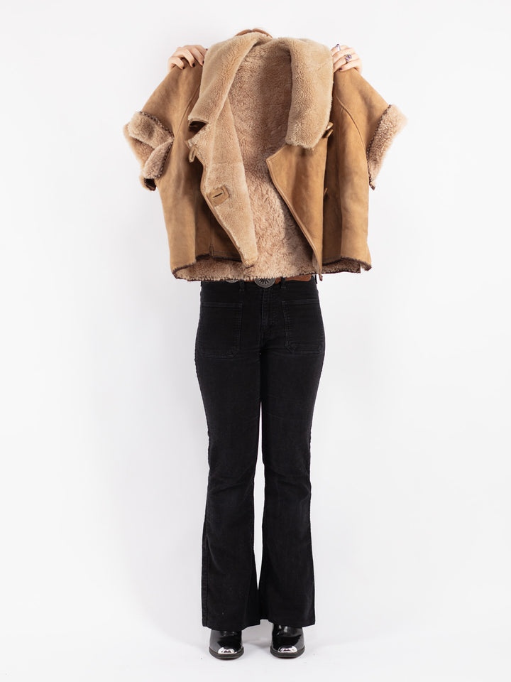 Vintage 80's Women Sheepskin Vest in Beige