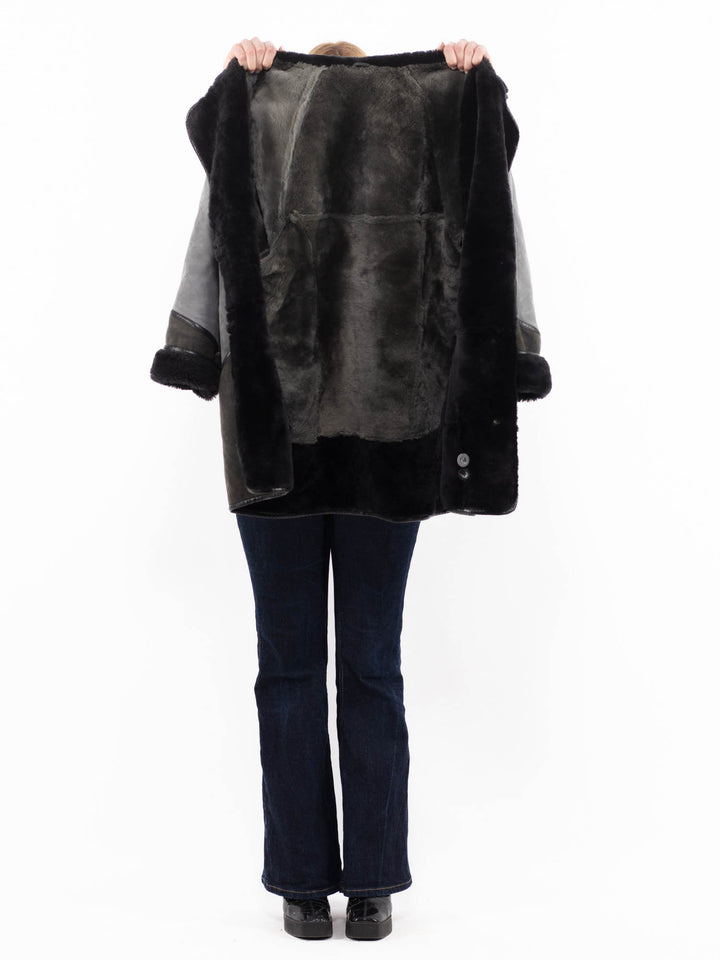 Vintage 90's Women Sheepskin Coat in GrayA1146