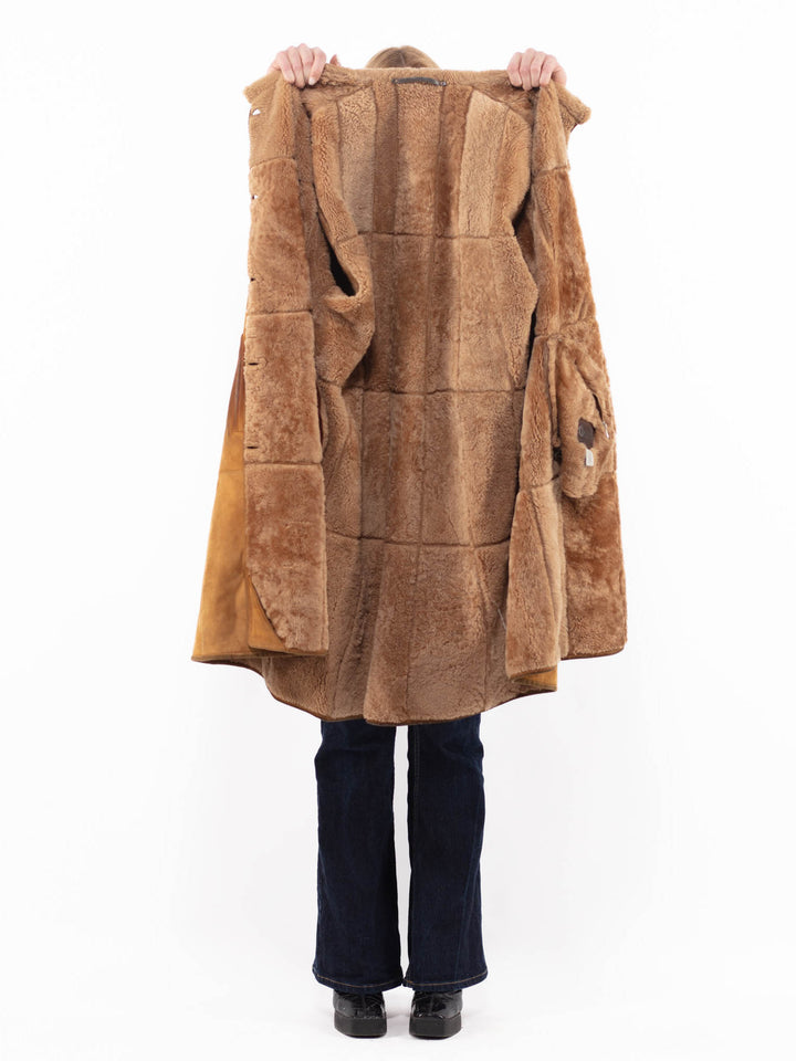 Vintage 90's Women Sheepskin Coat in BrownA1149