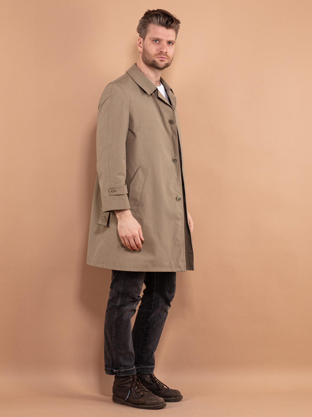 Vintage 90's Men Belted Mac Coat in Beige - NorthernGrip