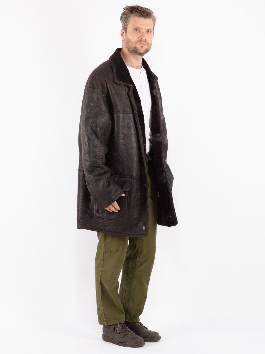 Vintage 90's Men Sheepskin Coat in Brown