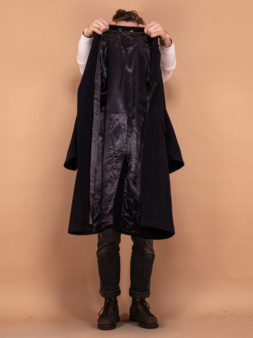 Vintage 90's Men Pure New Wool Coat in Navy Blue - NorthernGrip