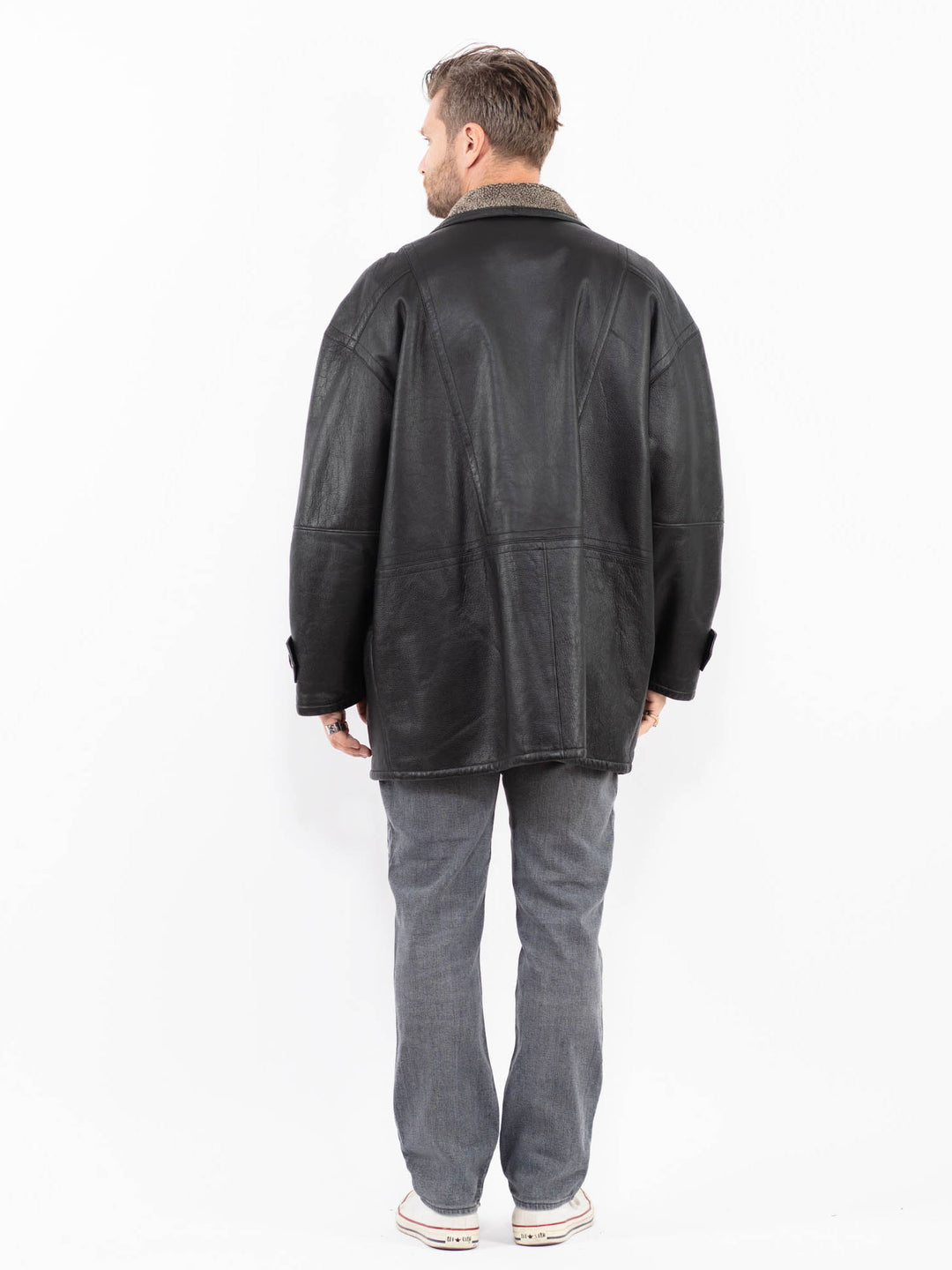 Vintage 90's Men Sheepskin Coat in BlackZ1935