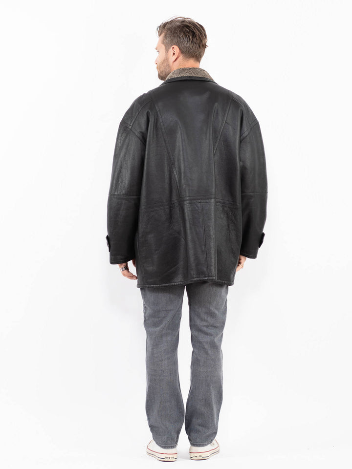 Vintage 90's Men Sheepskin Coat in BlackZ1935