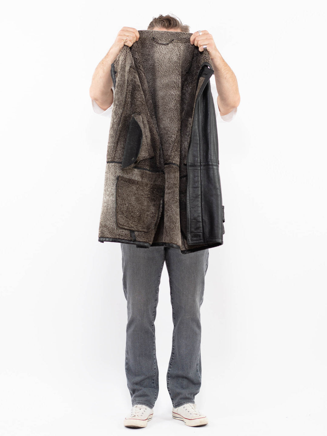 Vintage 90's Men Sheepskin Coat in BlackZ1935