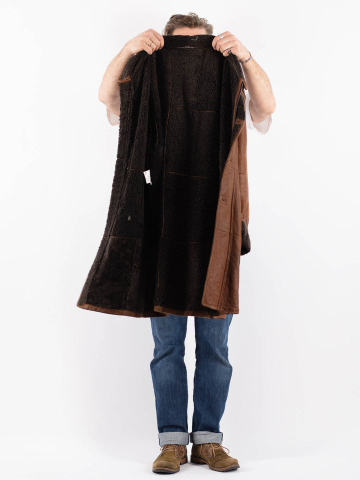 Vintage 00's Men Sheepskin Coat in BrownZ1520