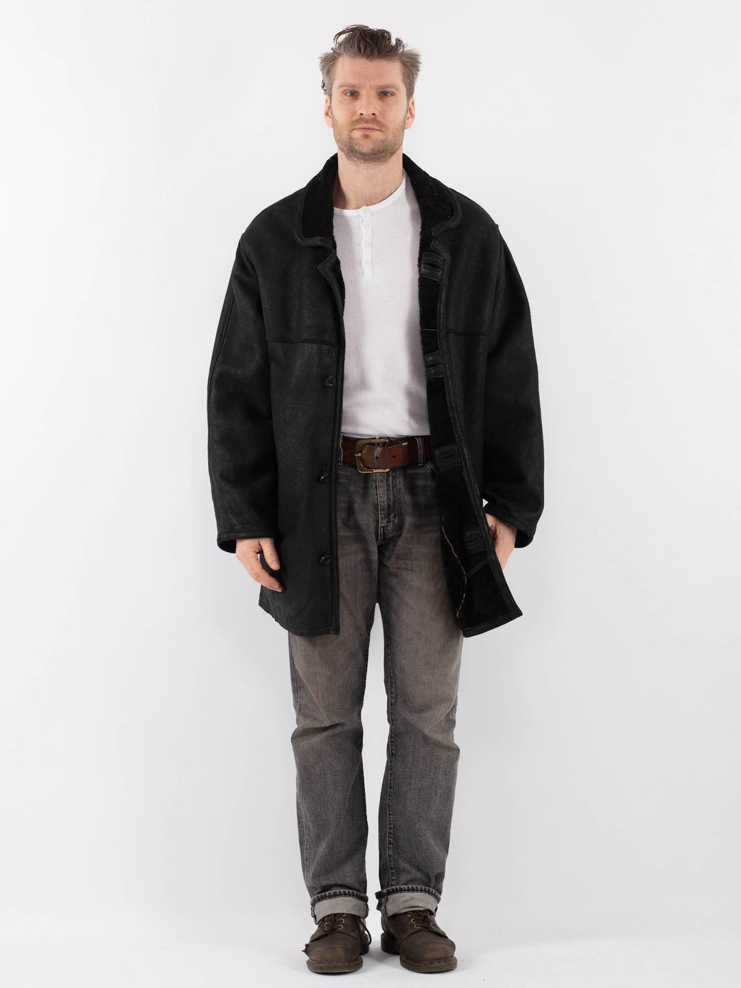 Vintage 90's Men Sheepskin Coat in BlackZ1132